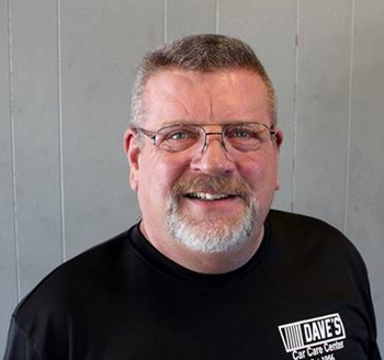 Dave’s Car Care Center of Lafayette, LA Crew Members